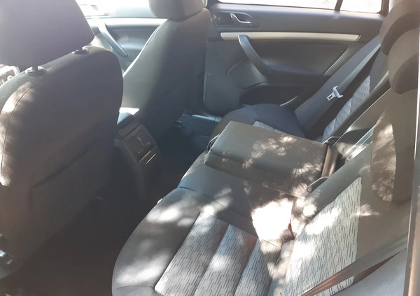 Skoda Octavia cena 14999 przebieg: 163841, rok produkcji 2011 z Trzemeszno małe 46